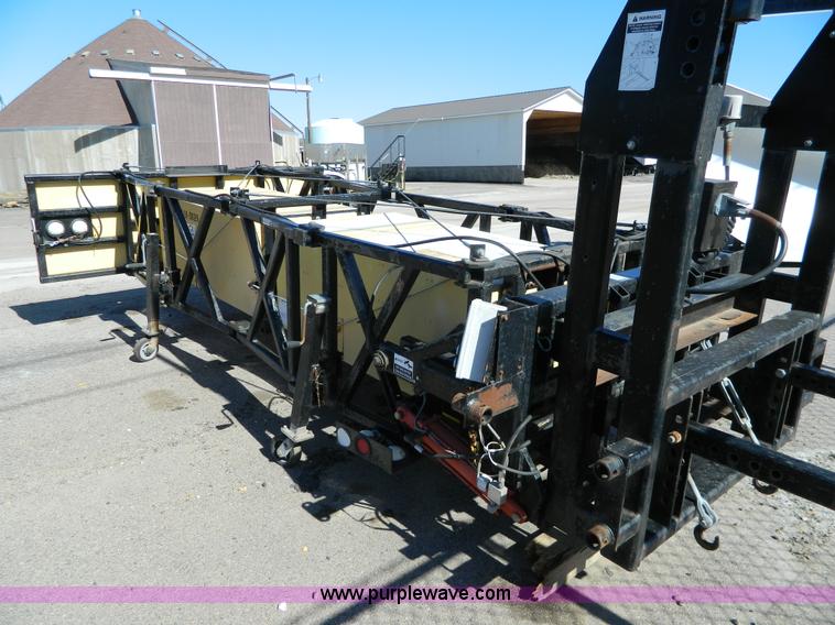 image for item G7701 1999 Enabs Safe-Stop crash attenuator