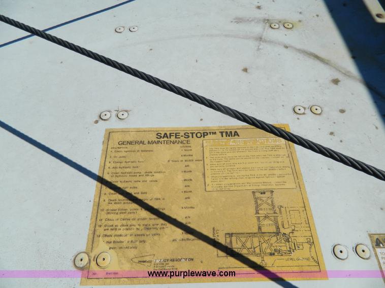 image for item G7701 1999 Enabs Safe-Stop crash attenuator