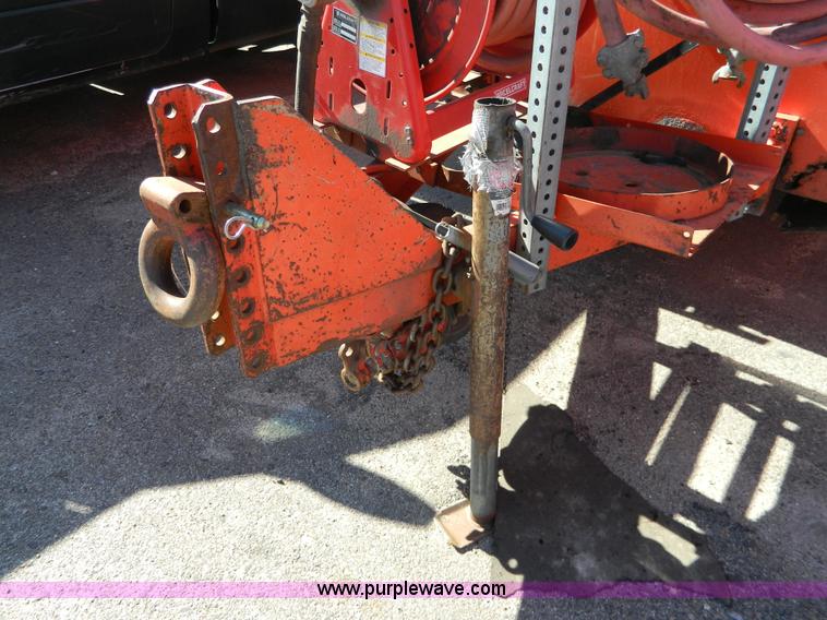 image for item G7702 1994 Leroi Q175DJE air compressor