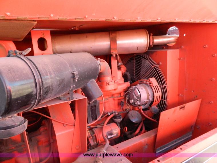 image for item G7703 1994 Leroi Q175DJE air compressor