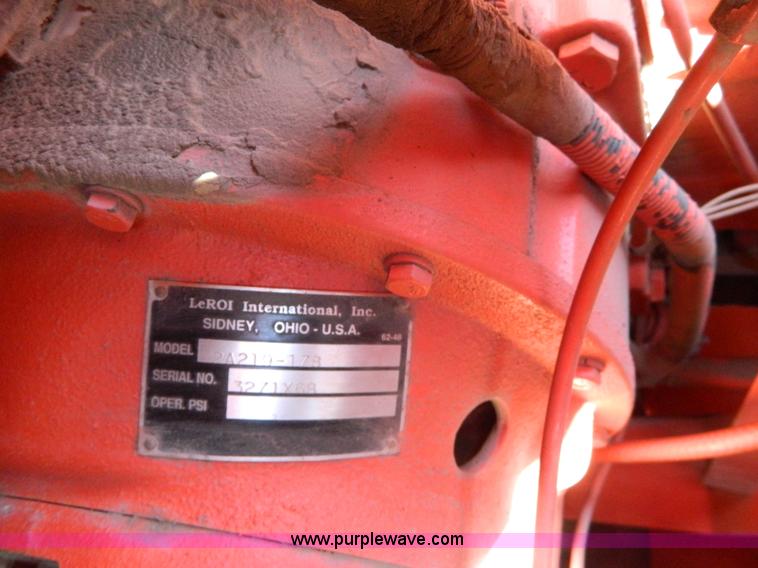 image for item G7704 1994 Leroi Q175DJE air compressor