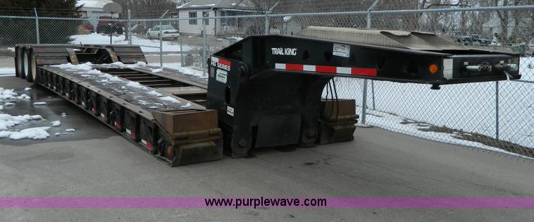 image for item G7706 2002 Trail King TK110HDG-483 triple axle lowboy trailer