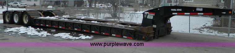 image for item G7706 2002 Trail King TK110HDG-483 triple axle lowboy trailer