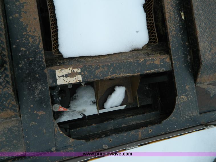 image for item G7706 2002 Trail King TK110HDG-483 triple axle lowboy trailer