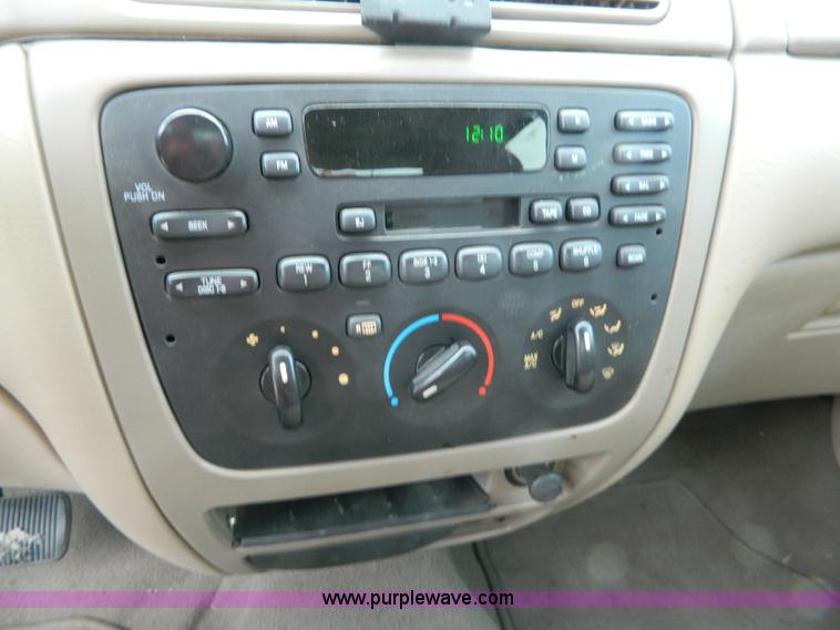 image for item G7708 2006 Ford Taurus SE