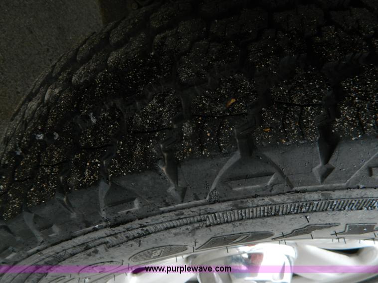 image for item G7709 2006 Ford Explorer SUV