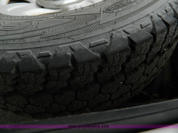 image for item G7709 2006 Ford Explorer SUV