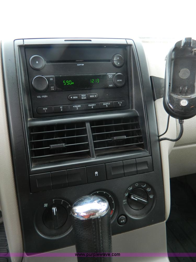 image for item G7709 2006 Ford Explorer SUV