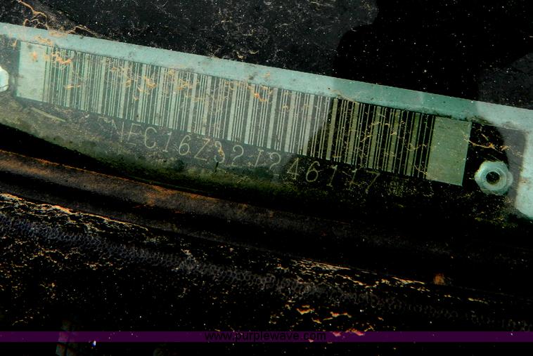 image for item G7711 2002 Chevrolet Suburban C1500 SUV