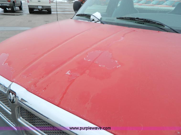 image for item G7713 2001 Dodge Ram 1500 pickup truck