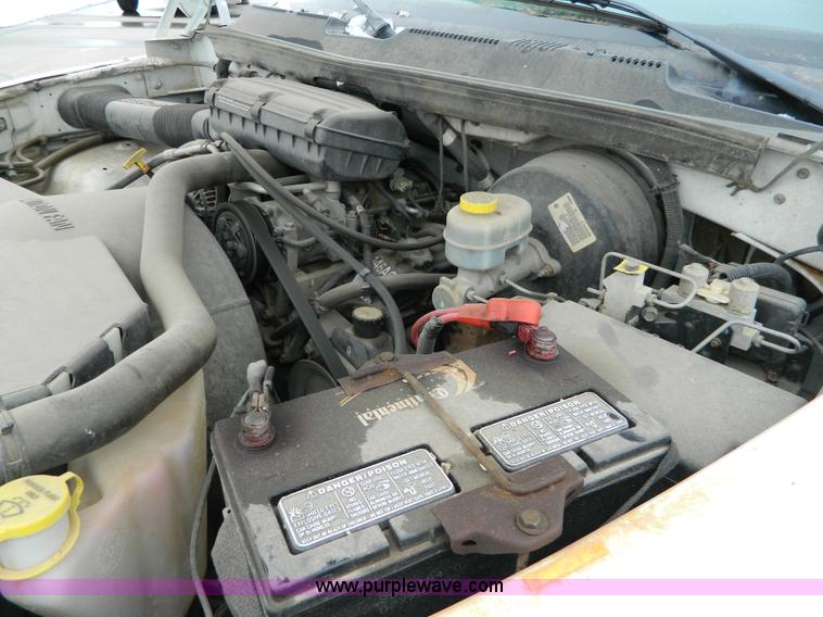 image for item G7714 2001 Dodge Ram 1500 pickup truck