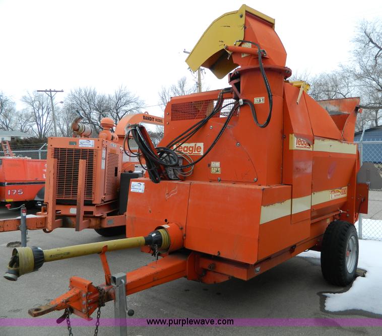 image for item G7716 2005 Teagle Tomahawk 8080 square bale shredder