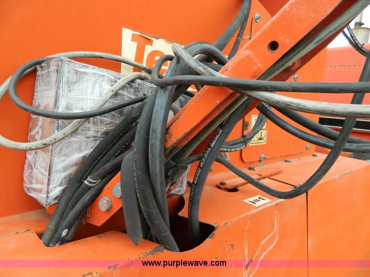 image for item G7716 2005 Teagle Tomahawk 8080 square bale shredder