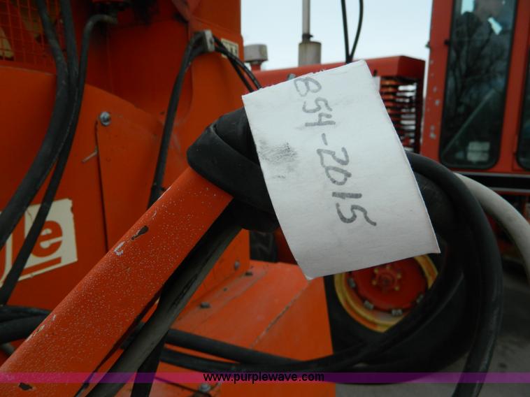 image for item G7716 2005 Teagle Tomahawk 8080 square bale shredder