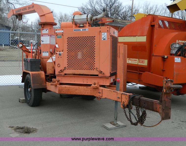 image for item G7717 1998 Brush Bandit 200XP wood chipper