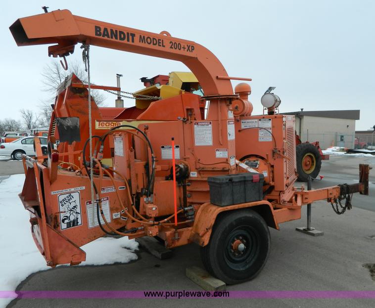 image for item G7717 1998 Brush Bandit 200XP wood chipper