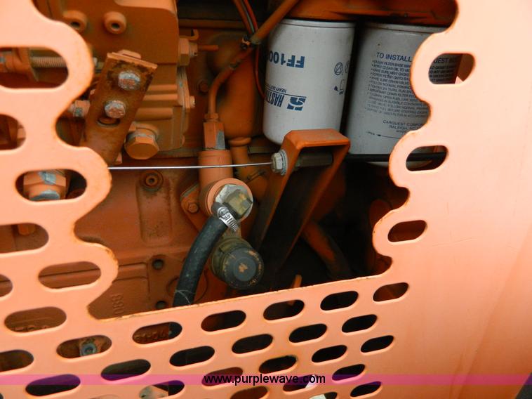 image for item G7717 1998 Brush Bandit 200XP wood chipper