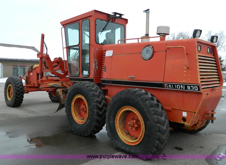 image for item G7722 1996 Galion 830B  motor grader