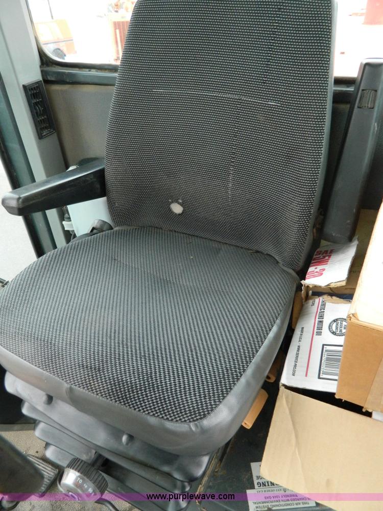 image for item G7722 1996 Galion 830B  motor grader