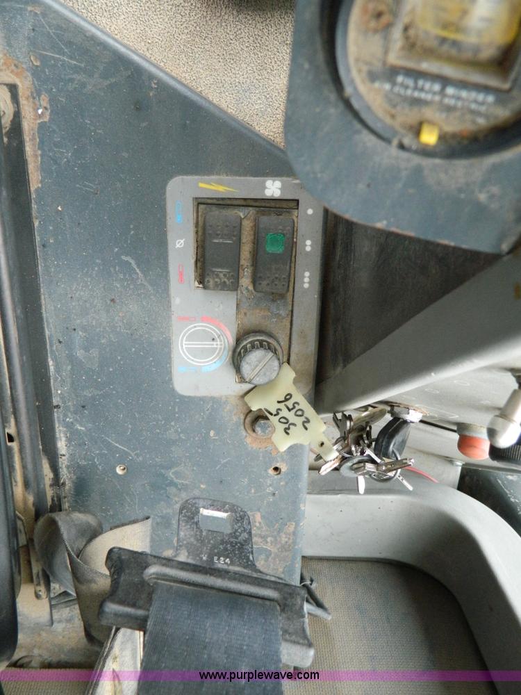 image for item G7722 1996 Galion 830B  motor grader