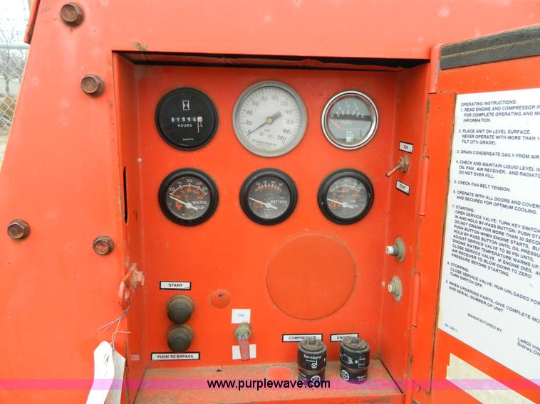 image for item G7723 1994 Leroi Q175DJE air compressor