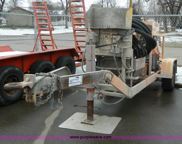 image for item G7724 1997 Olin 97 mud jack