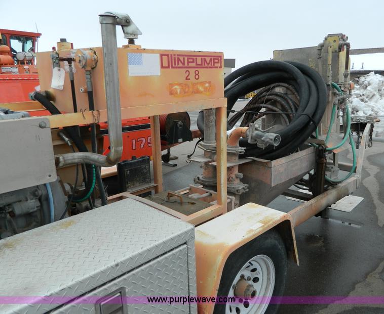 image for item G7724 1997 Olin 97 mud jack