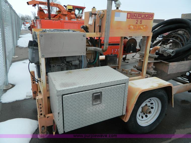 image for item G7724 1997 Olin 97 mud jack