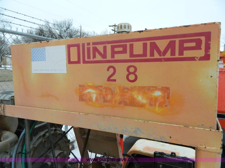 image for item G7724 1997 Olin 97 mud jack