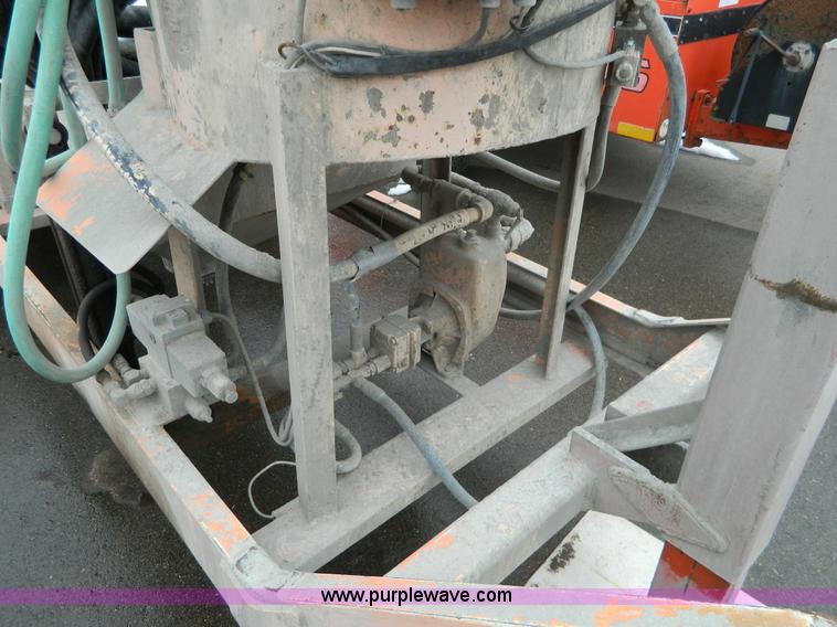 image for item G7724 1997 Olin 97 mud jack