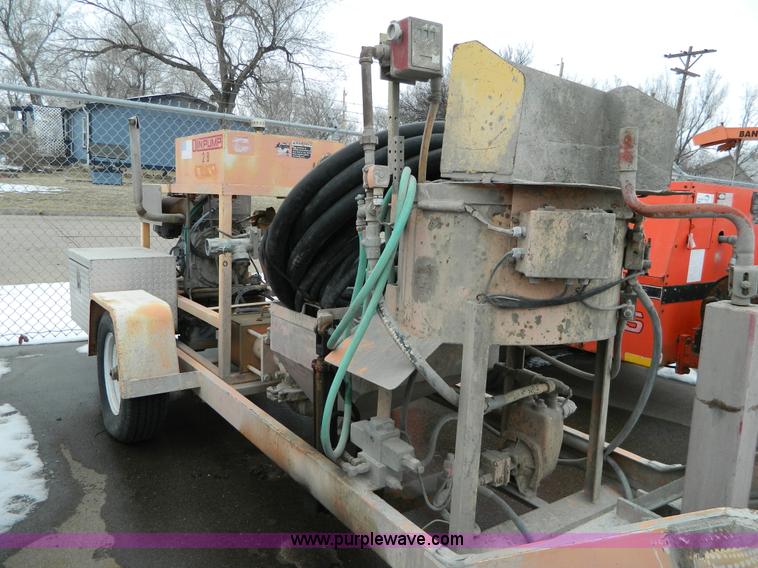 image for item G7724 1997 Olin 97 mud jack