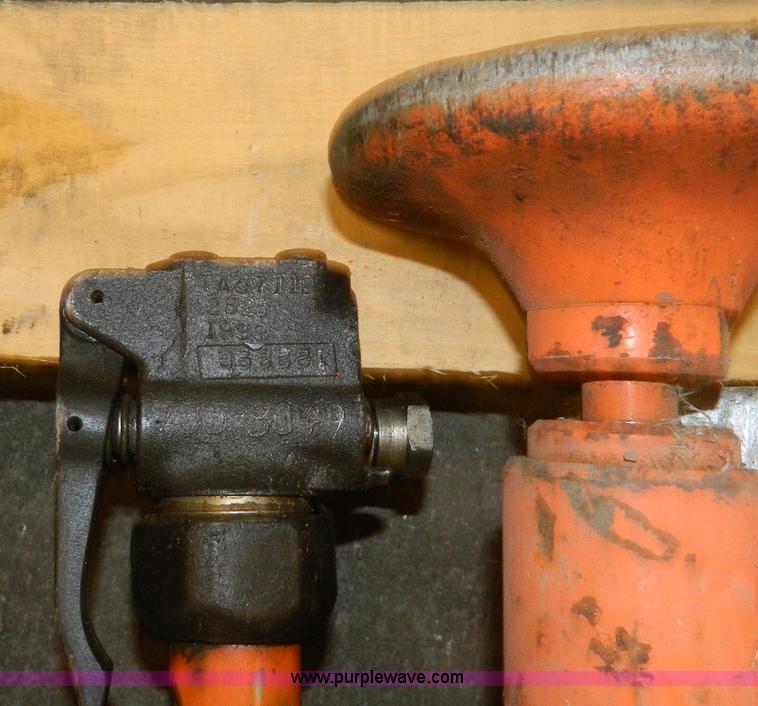 image for item W9222 (10) assorted tampers