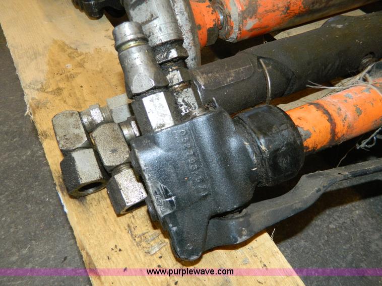 image for item W9222 (10) assorted tampers