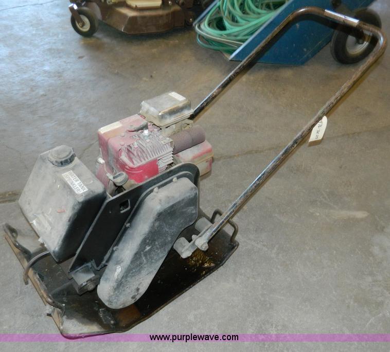 image for item W9224 1995 Stone S38A vibratory plate compactor