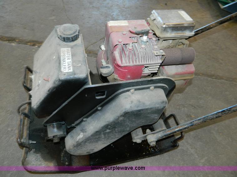 image for item W9224 1995 Stone S38A vibratory plate compactor