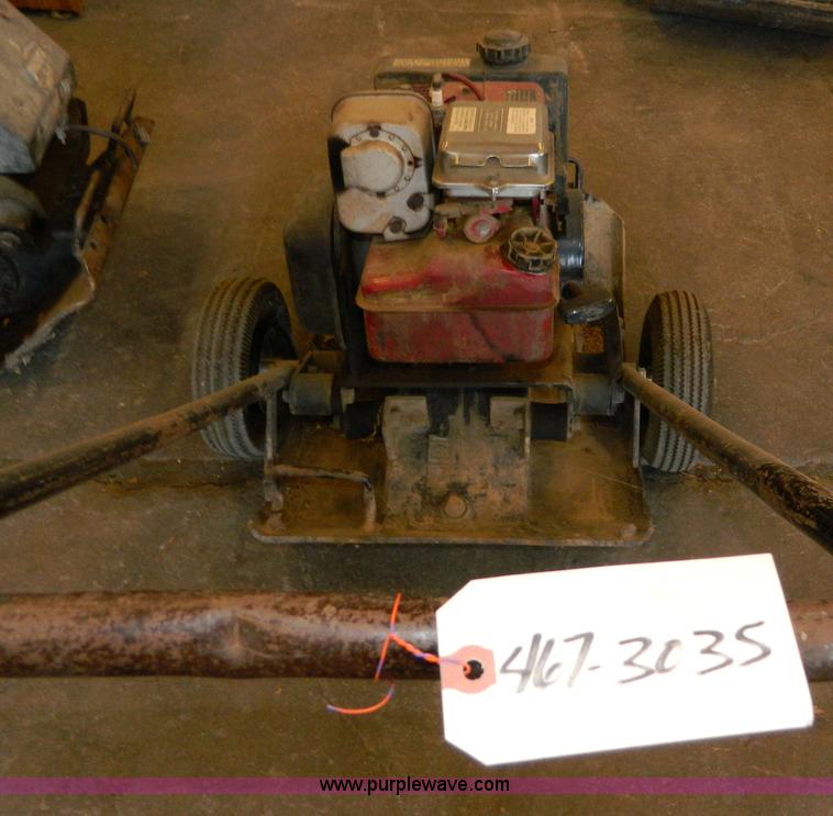 image for item W9225 1995 Stone S38A vibratory plate compactor