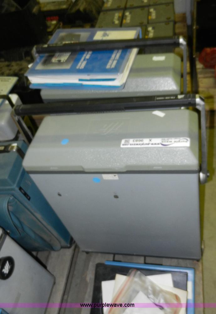 image for item X9683 Assorted electronics