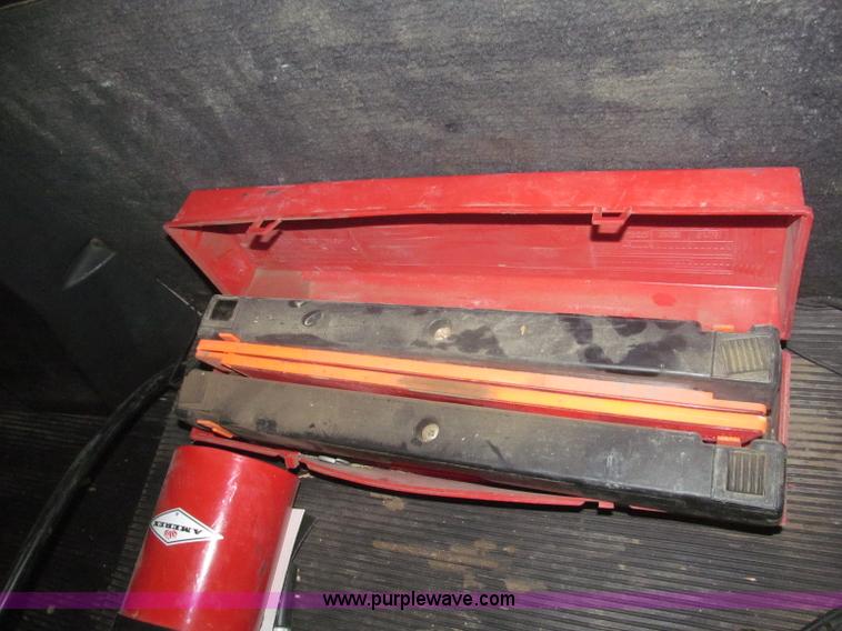 image for item B5404 1993 Freightliner FLD120 silage truck