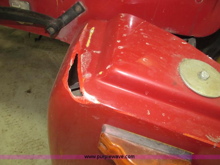 image for item B5404 1993 Freightliner FLD120 silage truck