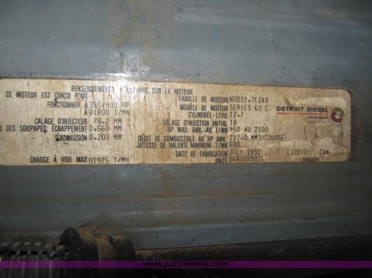 image for item B5404 1993 Freightliner FLD120 silage truck