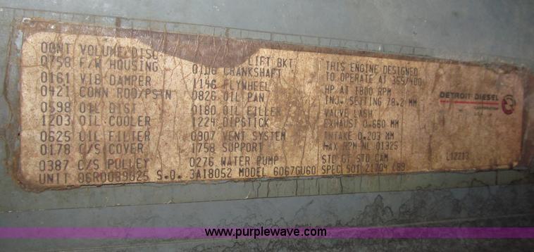 image for item B5404 1993 Freightliner FLD120 silage truck