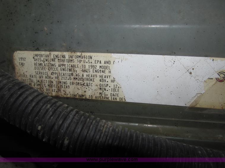 image for item B5405 1993 Freightliner FLD120 silage truck