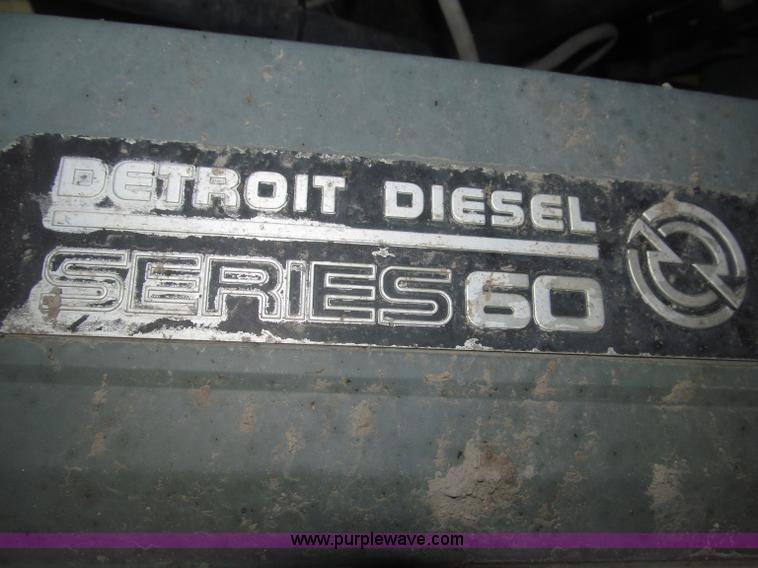 image for item B5405 1993 Freightliner FLD120 silage truck