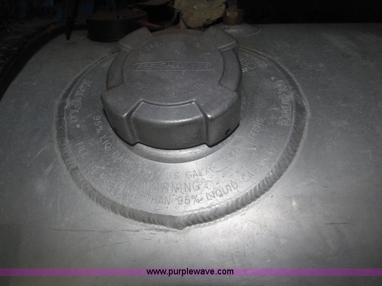 image for item B5405 1993 Freightliner FLD120 silage truck