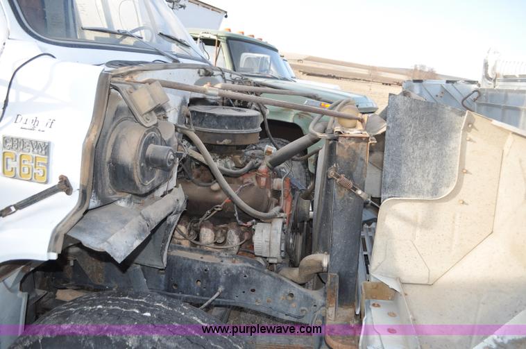 image for item C3427 1976 Chevrolet C65 grain truck