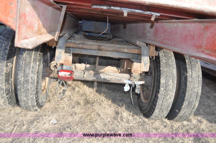 image for item C3427 1976 Chevrolet C65 grain truck