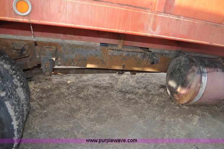 image for item C3427 1976 Chevrolet C65 grain truck