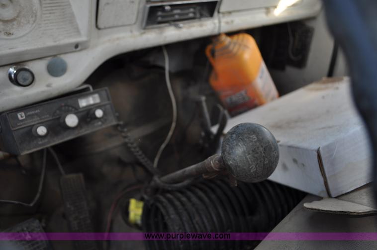 image for item C3429 1970 Ford F600 grain truck