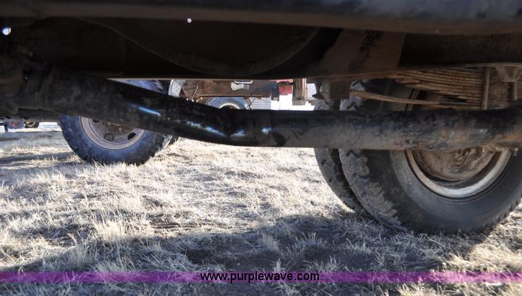 image for item C3429 1970 Ford F600 grain truck