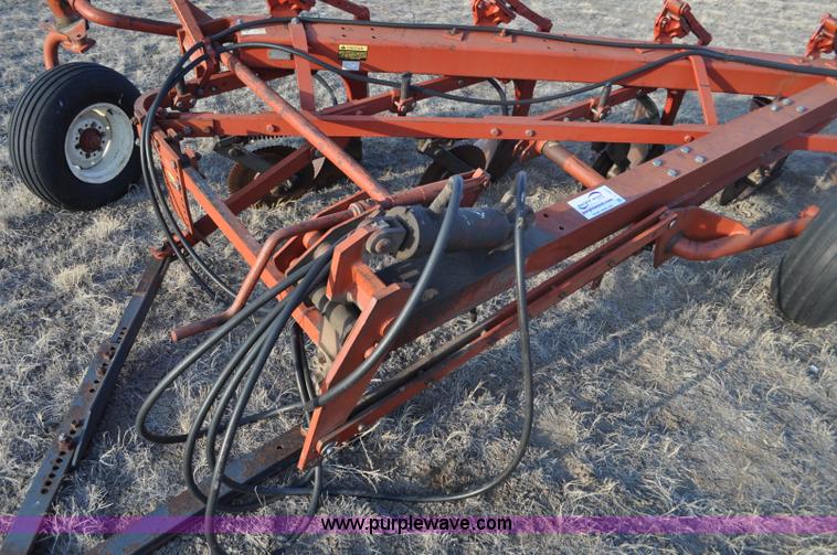 image for item C3431 International 700 one way plow